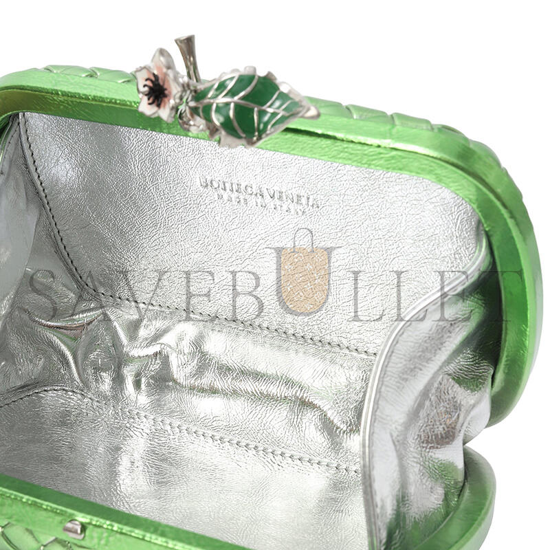 BOTTEGA VENETA KNOT 826183 (19*11.5*5cm)